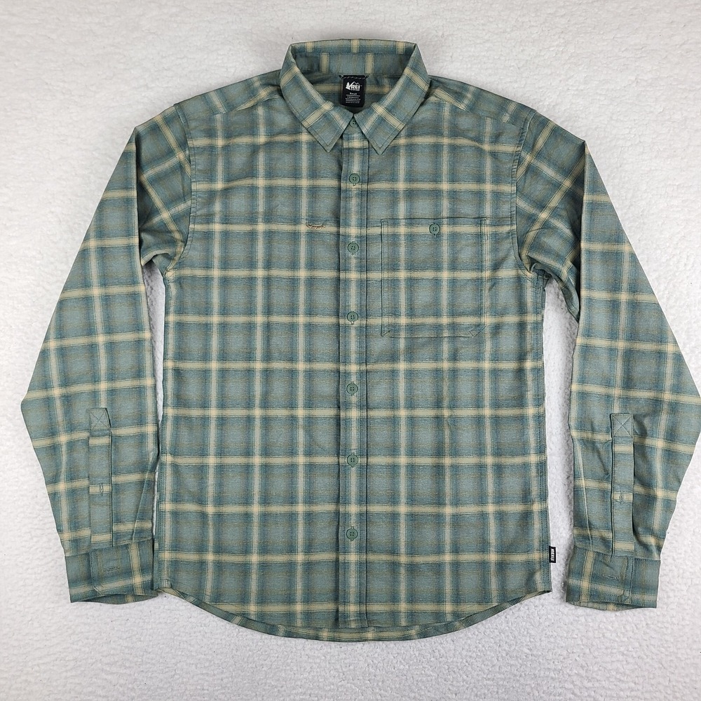 REI Coop Flannel Shirt Mens Small Green Beige Plaid Outdoor Hiking Button Down